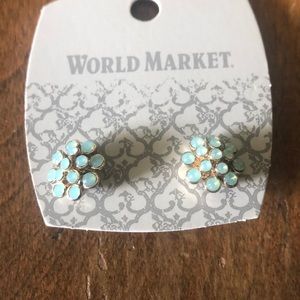 💋Baby blue stud earrings